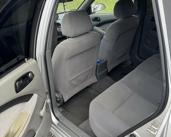 Серый Шевроле Лачетти, объемом двигателя 1.6 л и пробегом 227 тыс. км за 4100 $, фото 11 на Automoto.ua