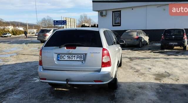 Серый Шевроле Лачетти, объемом двигателя 1.8 л и пробегом 229 тыс. км за 4700 $, фото 4 на Automoto.ua
