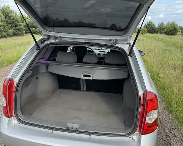 Серый Шевроле Лачетти, объемом двигателя 1.6 л и пробегом 227 тыс. км за 4100 $, фото 8 на Automoto.ua