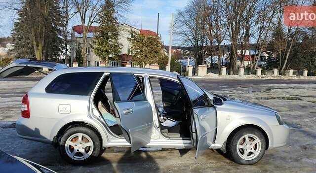 Серый Шевроле Лачетти, объемом двигателя 1.8 л и пробегом 229 тыс. км за 4700 $, фото 8 на Automoto.ua