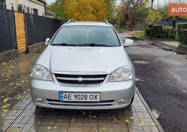 Серый Шевроле Лачетти, объемом двигателя 1.6 л и пробегом 244 тыс. км за 5500 $, фото 9 на Automoto.ua