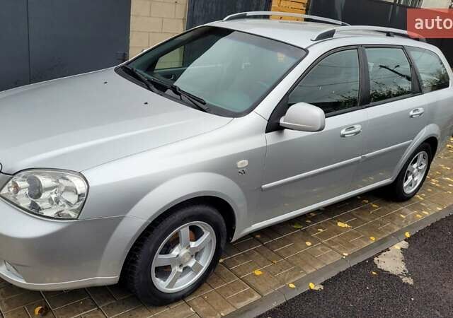 Серый Шевроле Лачетти, объемом двигателя 1.6 л и пробегом 244 тыс. км за 5500 $, фото 16 на Automoto.ua