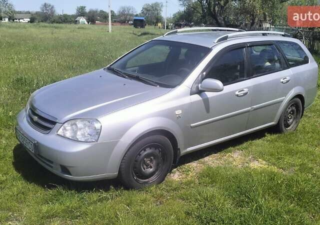 Серый Шевроле Лачетти, объемом двигателя 1.8 л и пробегом 160 тыс. км за 5800 $, фото 1 на Automoto.ua