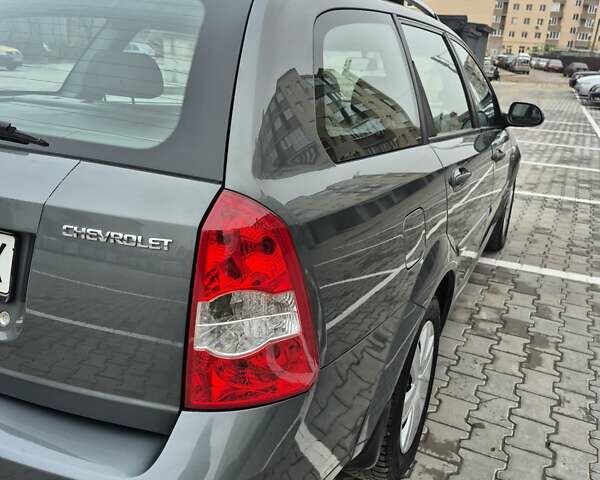 Серый Шевроле Лачетти, объемом двигателя 1.8 л и пробегом 52 тыс. км за 7500 $, фото 19 на Automoto.ua