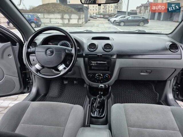 Серый Шевроле Лачетти, объемом двигателя 1.8 л и пробегом 52 тыс. км за 7500 $, фото 52 на Automoto.ua