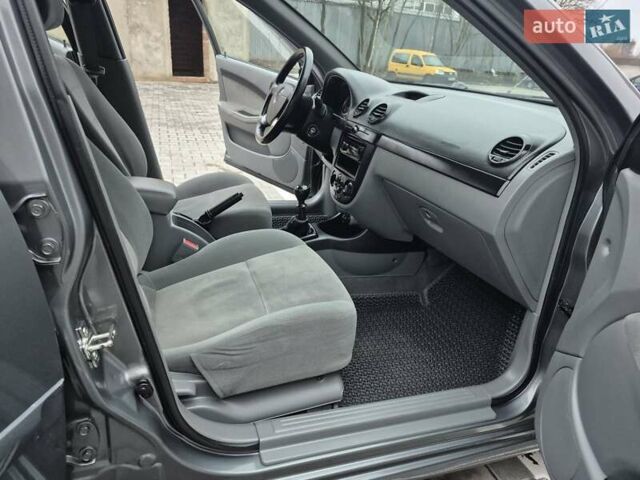 Серый Шевроле Лачетти, объемом двигателя 1.8 л и пробегом 52 тыс. км за 7500 $, фото 57 на Automoto.ua