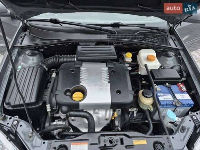 Серый Шевроле Лачетти, объемом двигателя 1.8 л и пробегом 52 тыс. км за 7500 $, фото 37 на Automoto.ua