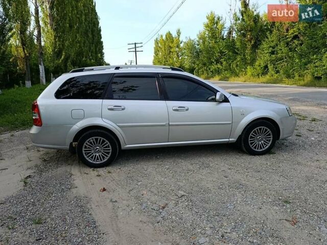 Серый Шевроле Лачетти, объемом двигателя 1.8 л и пробегом 265 тыс. км за 4750 $, фото 2 на Automoto.ua