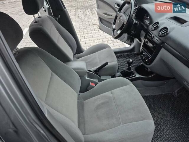 Серый Шевроле Лачетти, объемом двигателя 1.8 л и пробегом 52 тыс. км за 7500 $, фото 54 на Automoto.ua