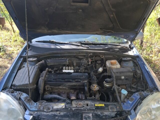 Синій Шевроле Лачетті, об'ємом двигуна 1.8 л та пробігом 301 тис. км за 2800 $, фото 7 на Automoto.ua