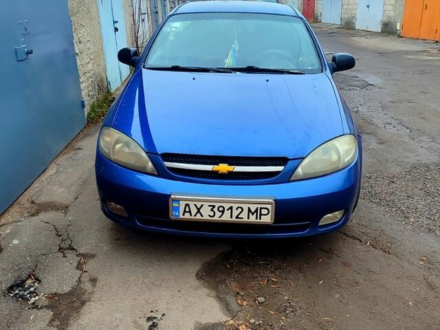 Синий Шевроле Лачетти, объемом двигателя 1.6 л и пробегом 250 тыс. км за 3500 $, фото 5 на Automoto.ua