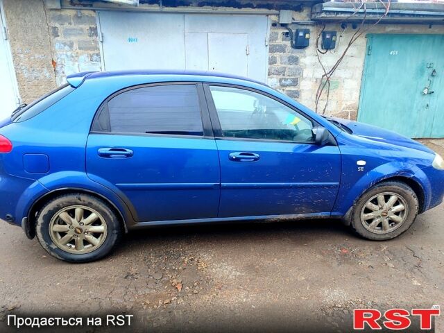 Синій Шевроле Лачетті, об'ємом двигуна 1.6 л та пробігом 250 тис. км за 3500 $, фото 3 на Automoto.ua