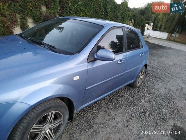 Синій Шевроле Лачетті, об'ємом двигуна 1.6 л та пробігом 223 тис. км за 3200 $, фото 4 на Automoto.ua