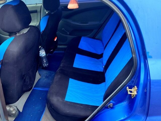 Синий Шевроле Лачетти, объемом двигателя 1.6 л и пробегом 250 тыс. км за 3500 $, фото 4 на Automoto.ua