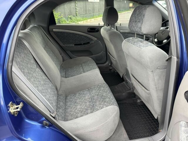 Синій Шевроле Лачетті, об'ємом двигуна 1.6 л та пробігом 212 тис. км за 3900 $, фото 17 на Automoto.ua