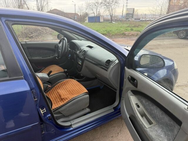 Синій Шевроле Лачетті, об'ємом двигуна 1.6 л та пробігом 300 тис. км за 3200 $, фото 7 на Automoto.ua