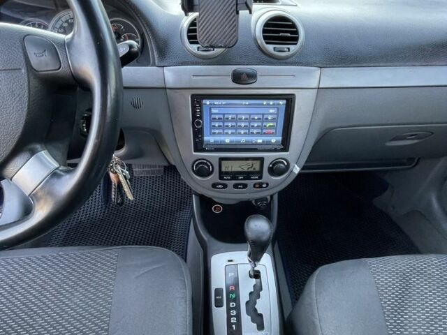 Синий Шевроле Лачетти, объемом двигателя 1.8 л и пробегом 154 тыс. км за 3700 $, фото 7 на Automoto.ua