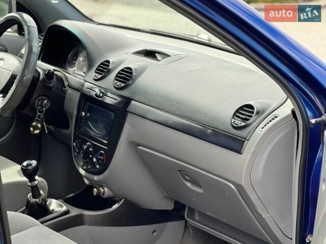 Синій Шевроле Лачетті, об'ємом двигуна 1.6 л та пробігом 247 тис. км за 2899 $, фото 30 на Automoto.ua
