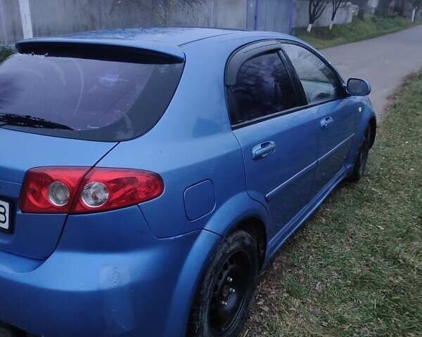 Синий Шевроле Лачетти, объемом двигателя 1.8 л и пробегом 144 тыс. км за 2800 $, фото 5 на Automoto.ua
