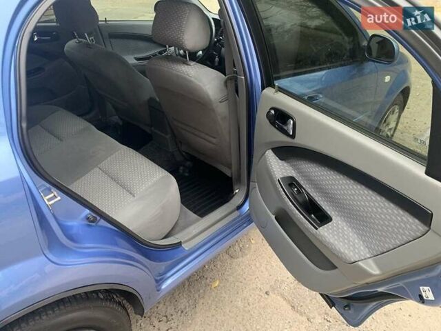 Синий Шевроле Лачетти, объемом двигателя 1.8 л и пробегом 152 тыс. км за 5500 $, фото 7 на Automoto.ua