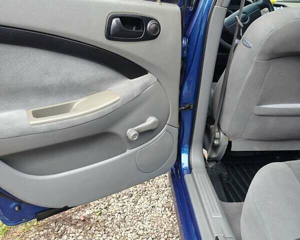 Синий Шевроле Лачетти, объемом двигателя 1.4 л и пробегом 178 тыс. км за 4000 $, фото 5 на Automoto.ua