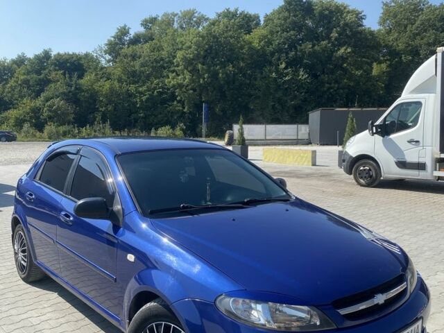 Синий Шевроле Лачетти, объемом двигателя 1.6 л и пробегом 233 тыс. км за 4038 $, фото 10 на Automoto.ua