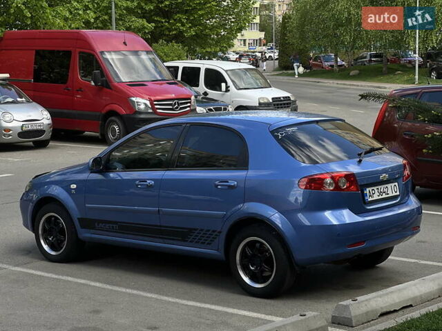 Синий Шевроле Лачетти, объемом двигателя 1.6 л и пробегом 190 тыс. км за 6200 $, фото 2 на Automoto.ua