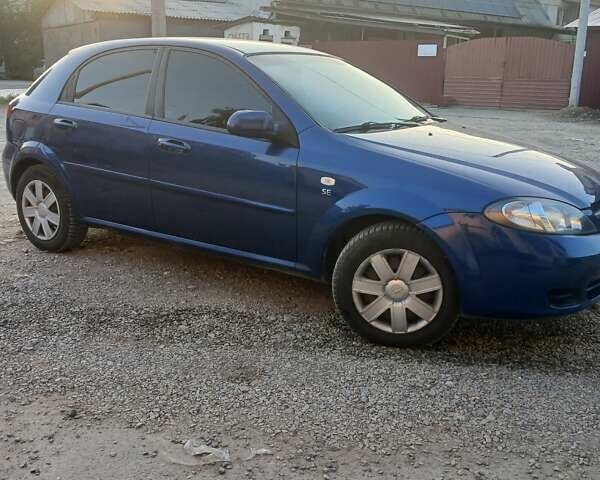 Синий Шевроле Лачетти, объемом двигателя 1.4 л и пробегом 185 тыс. км за 3900 $, фото 3 на Automoto.ua