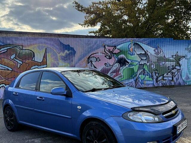 Синий Шевроле Лачетти, объемом двигателя 1.6 л и пробегом 210 тыс. км за 3500 $, фото 1 на Automoto.ua