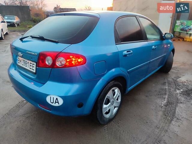Синий Шевроле Лачетти, объемом двигателя 1.6 л и пробегом 250 тыс. км за 3000 $, фото 3 на Automoto.ua