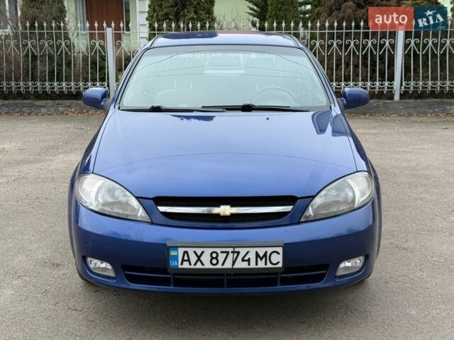 Синий Шевроле Лачетти, объемом двигателя 1.6 л и пробегом 275 тыс. км за 3400 $, фото 1 на Automoto.ua