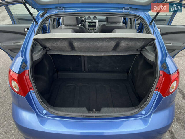 Синий Шевроле Лачетти, объемом двигателя 1.8 л и пробегом 188 тыс. км за 4999 $, фото 39 на Automoto.ua