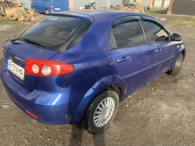 Синий Шевроле Лачетти, объемом двигателя 1.6 л и пробегом 261 тыс. км за 3500 $, фото 4 на Automoto.ua