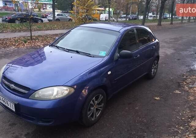 Синий Шевроле Лачетти, объемом двигателя 1.4 л и пробегом 250 тыс. км за 3500 $, фото 5 на Automoto.ua