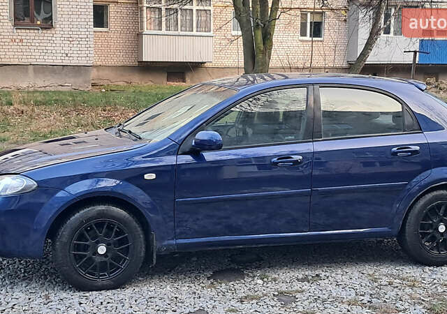 Синій Шевроле Лачетті, об'ємом двигуна 1.6 л та пробігом 350 тис. км за 2200 $, фото 7 на Automoto.ua