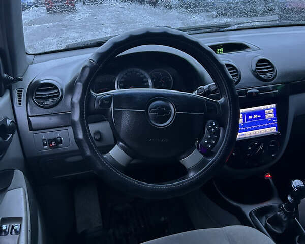 Синій Шевроле Лачетті, об'ємом двигуна 1.6 л та пробігом 211 тис. км за 3000 $, фото 9 на Automoto.ua