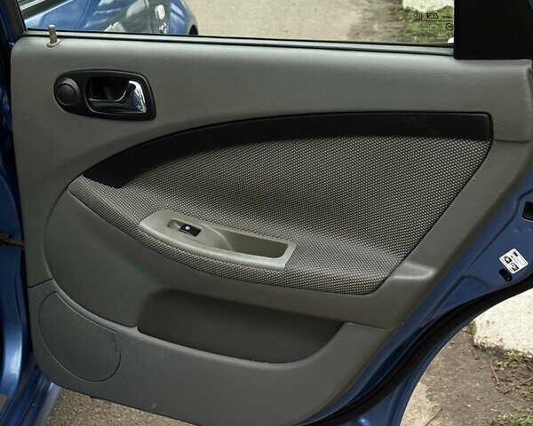 Синий Шевроле Лачетти, объемом двигателя 1.8 л и пробегом 188 тыс. км за 4800 $, фото 20 на Automoto.ua