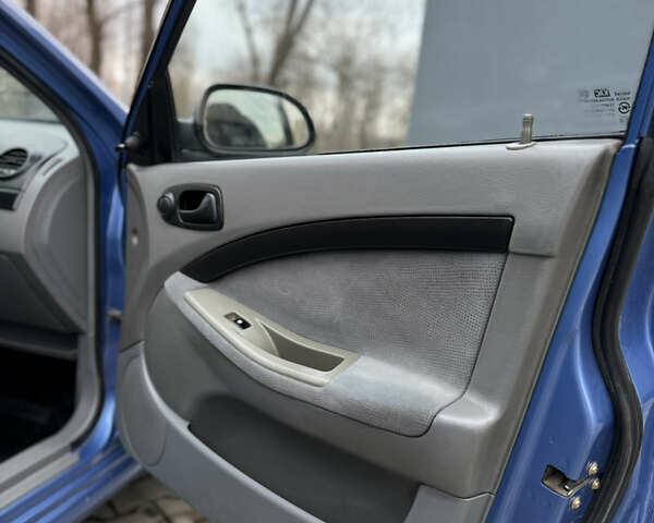 Синий Шевроле Лачетти, объемом двигателя 1.6 л и пробегом 187 тыс. км за 3300 $, фото 37 на Automoto.ua