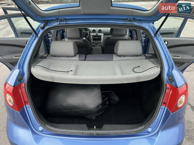 Синий Шевроле Лачетти, объемом двигателя 1.8 л и пробегом 188 тыс. км за 4999 $, фото 40 на Automoto.ua