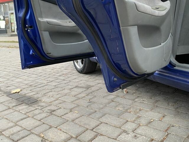 Синий Шевроле Лачетти, объемом двигателя 1.6 л и пробегом 209 тыс. км за 3950 $, фото 6 на Automoto.ua