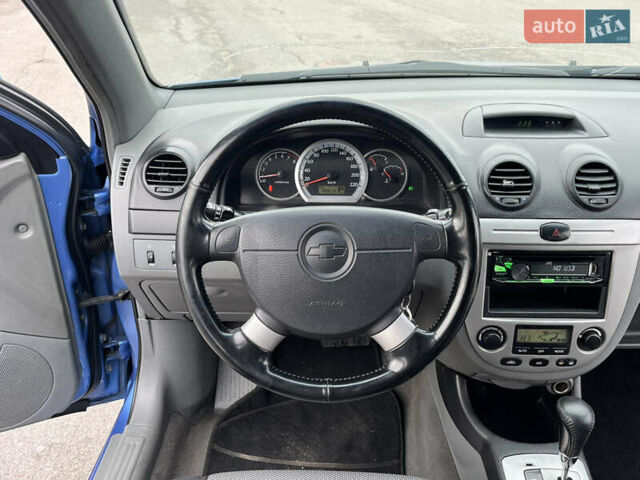 Синий Шевроле Лачетти, объемом двигателя 1.8 л и пробегом 188 тыс. км за 4999 $, фото 32 на Automoto.ua