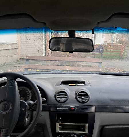 Синий Шевроле Лачетти, объемом двигателя 1.6 л и пробегом 350 тыс. км за 2300 $, фото 15 на Automoto.ua