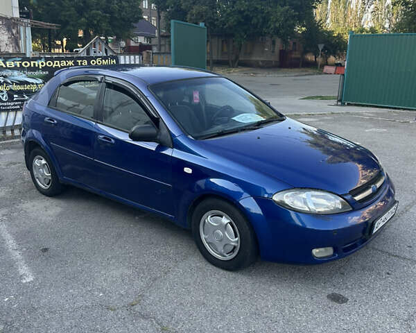 Синий Шевроле Лачетти, объемом двигателя 1.6 л и пробегом 308 тыс. км за 3100 $, фото 4 на Automoto.ua