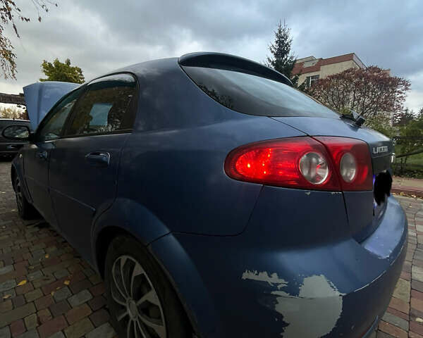 Синий Шевроле Лачетти, объемом двигателя 1.6 л и пробегом 260 тыс. км за 2500 $, фото 4 на Automoto.ua