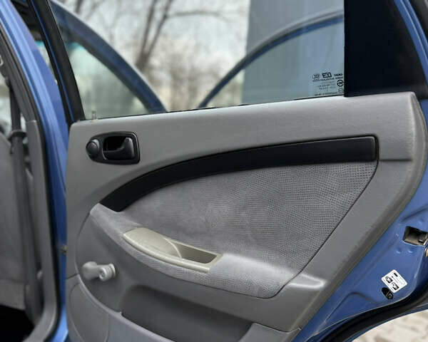 Синий Шевроле Лачетти, объемом двигателя 1.6 л и пробегом 187 тыс. км за 3300 $, фото 38 на Automoto.ua