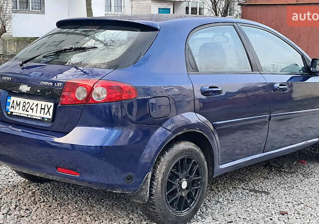 Синий Шевроле Лачетти, объемом двигателя 1.6 л и пробегом 350 тыс. км за 2300 $, фото 4 на Automoto.ua