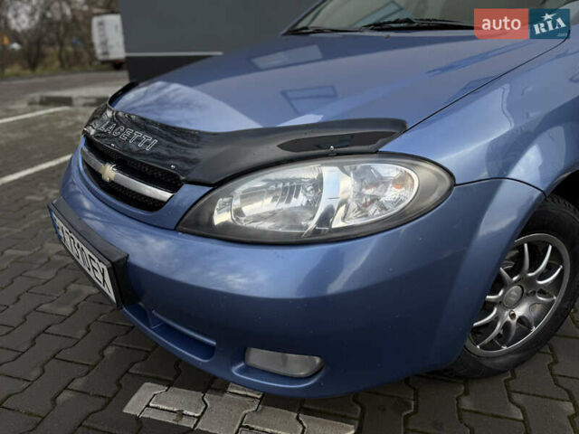 Синий Шевроле Лачетти, объемом двигателя 1.6 л и пробегом 187 тыс. км за 3300 $, фото 5 на Automoto.ua