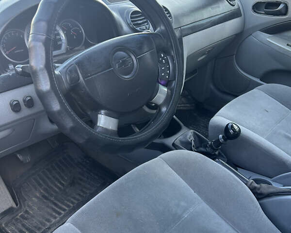 Синий Шевроле Лачетти, объемом двигателя 1.6 л и пробегом 308 тыс. км за 3100 $, фото 6 на Automoto.ua