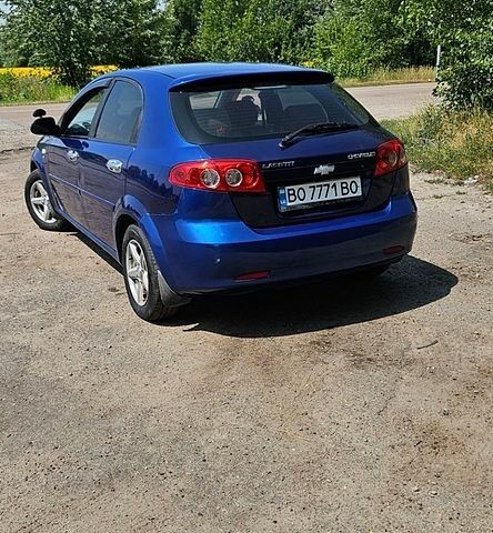 Синій Шевроле Лачетті, об'ємом двигуна 1.6 л та пробігом 200 тис. км за 2500 $, фото 3 на Automoto.ua
