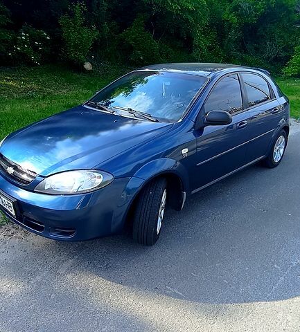 Синий Шевроле Лачетти, объемом двигателя 1.6 л и пробегом 191 тыс. км за 3900 $, фото 1 на Automoto.ua